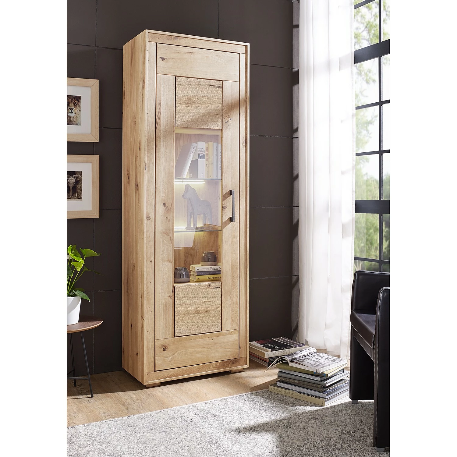 Naturoo Vitrine Juillan - Chêne sauvage massif / Métal - Chêne sauvage / Noir 4 Naturoo Vitrine Juillan - Chêne sauvage massif / Métal - Chêne sauvage / Noir – Image 2