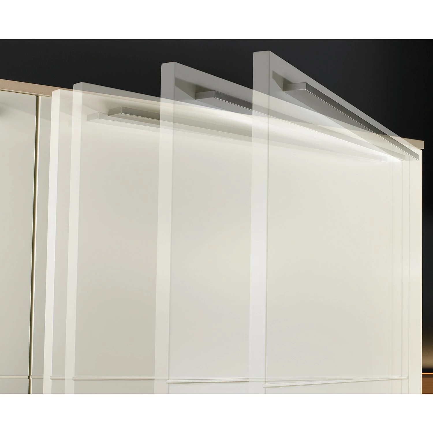 GWINNER Ensemble meubles TV Bellano I (4 élém.) - Placage en bois véritable - Blanc mat / Planches de chêne - Alignement à droite - Avec éclairage 17 GWINNER Ensemble meubles TV Bellano I (4 élém.) - Placage en bois véritable - Blanc mat / Planches de chêne - Alignement à droite - Avec éclairage – Image 15