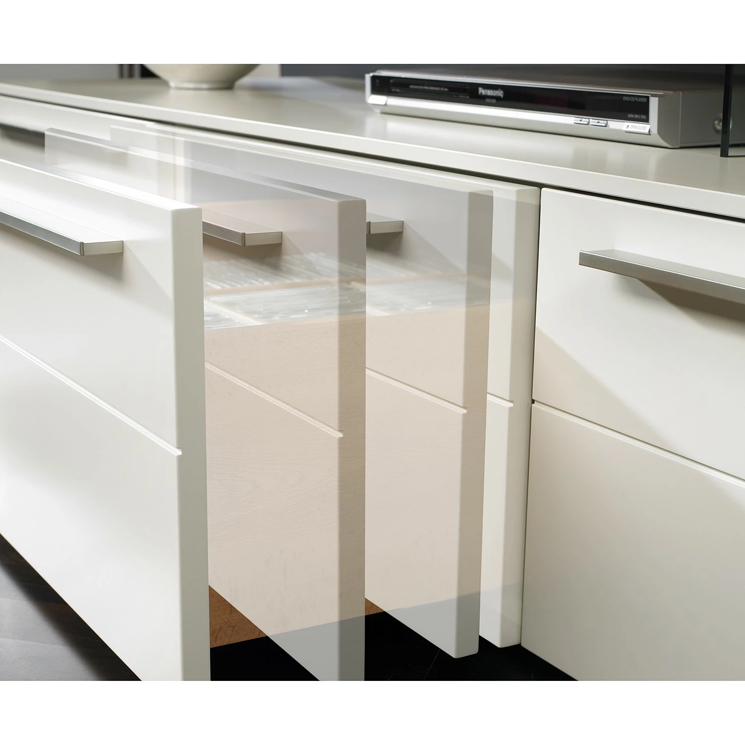 GWINNER Ensemble meubles TV Bellano I (2 élém.) - Placage en bois véritable - Mat blanc / Chêne de poutre - Alignement à gauche - Sans éclairage 9 GWINNER Ensemble meubles TV Bellano I (2 élém.) - Placage en bois véritable - Mat blanc / Chêne de poutre - Alignement à gauche - Sans éclairage – Image 7