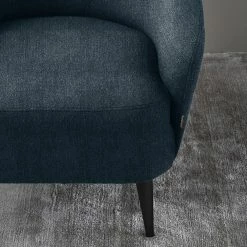 Studio Copenhagen Fauteuil Viggianello - Tissu - Tissu Nona: Bleu foncé -loftscape Boutique 1000256575 210722 16133900171 DETAILS P000000001000256575