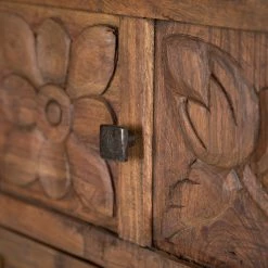 Wolf-Möbel Commode Carving - Acacia massif -loftscape Boutique 1000257008 220520 037 DETAILS P000000001000257008