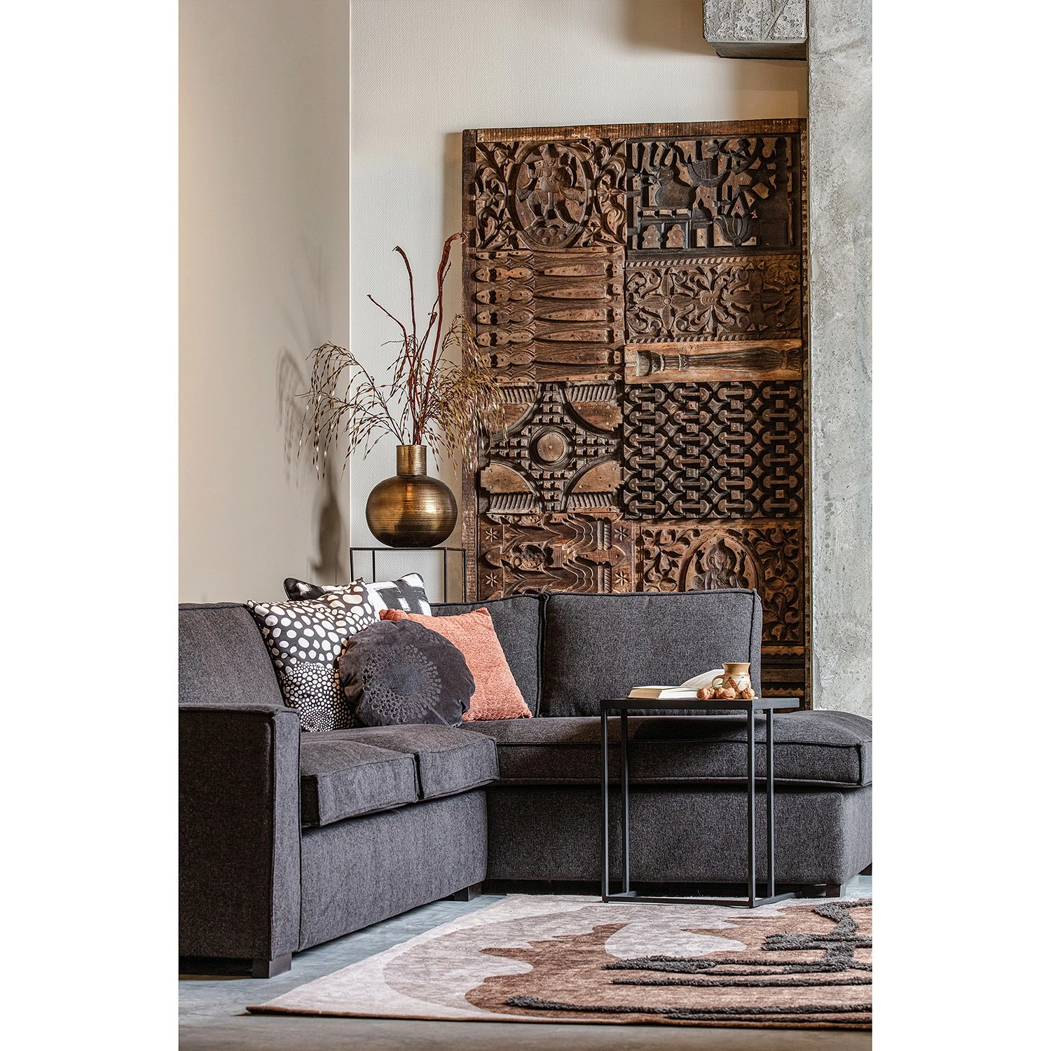 Red Living Bout de canapé Filley II - Teck recyclé/ Métal - Teck / Noir 4 Red Living Bout de canapé Filley II - Teck recyclé/ Métal - Teck / Noir – Image 2