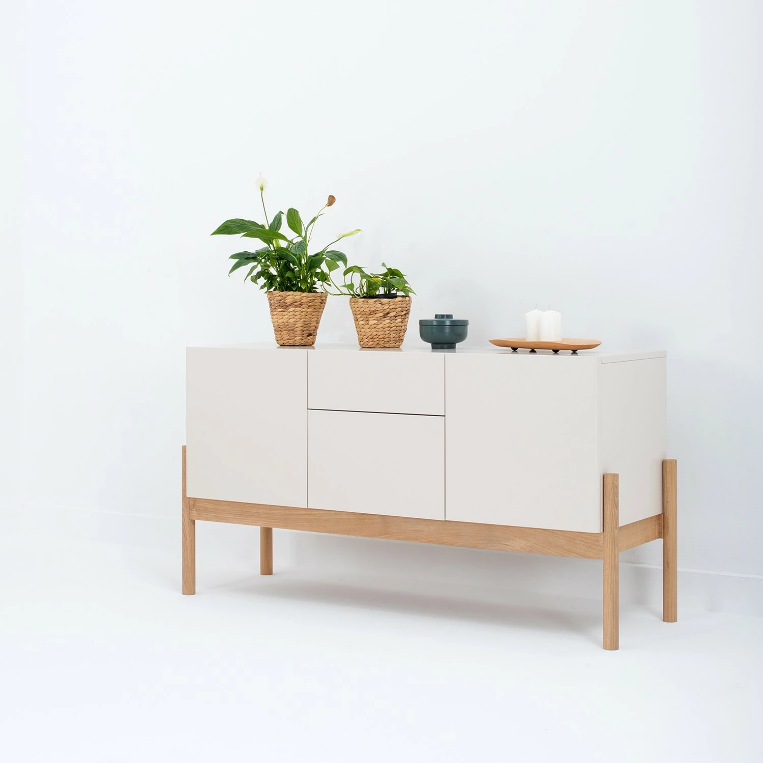 Studio Copenhagen Enfilade Cooby I - Blanc / Chêne 5 Studio Copenhagen Enfilade Cooby I - Blanc / Chêne – Image 3