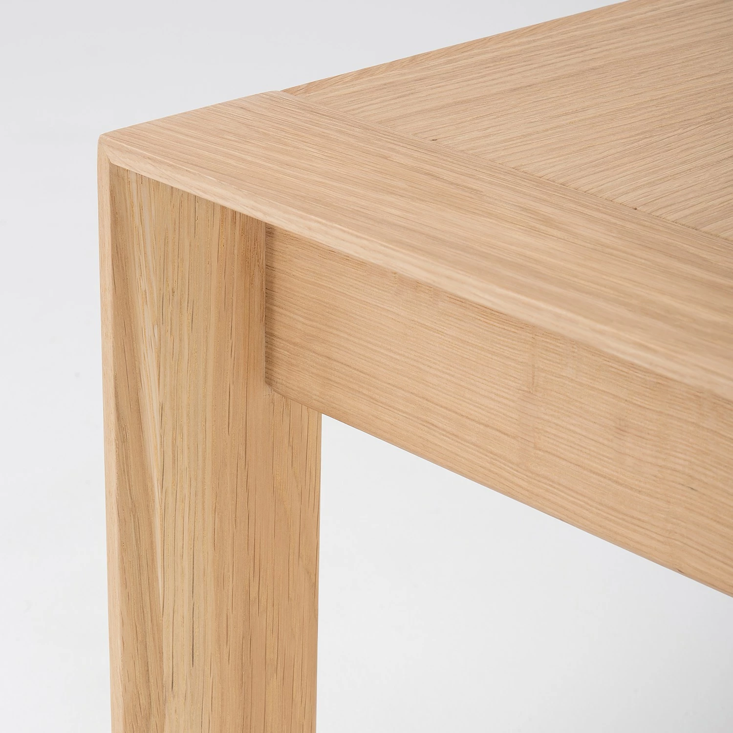 Studio Copenhagen Table basse Maayka - Partiellement en chêne massif - Chêne clair - Largeur : 110 cm 12 Studio Copenhagen Table basse Maayka - Partiellement en chêne massif - Chêne clair - Largeur : 110 cm – Image 10