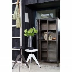 Red Living Buffet haut Ondara - Métal - Noir vintage -loftscape Boutique 1000304151 211029 12341200044 MOOD DETAILS P000000001000304151 mood