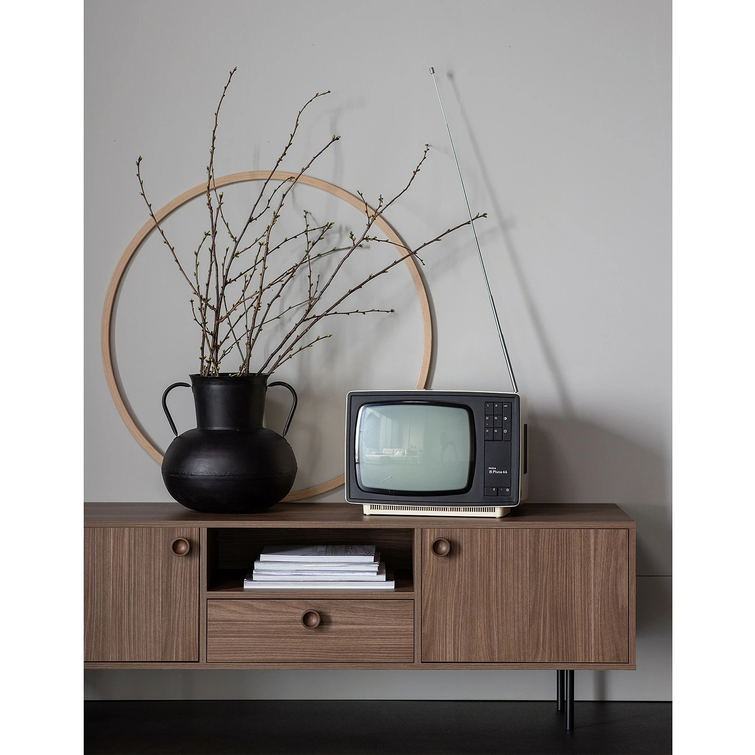 Naturoo Meuble TV Ikoo - Imitation noyer 7 Naturoo Meuble TV Ikoo - Imitation noyer – Image 5