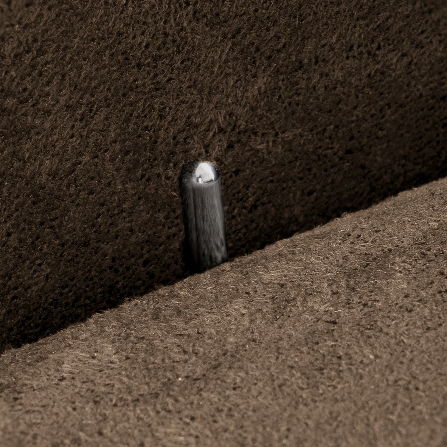 Loftscape Fauteuil relax Gosport - Microfibre Flavie: Nougat - Fonction relaxation - Avec aide au redressement - Réglage électrique : 2 moteurs avec batterie 11 Loftscape Fauteuil relax Gosport - Microfibre Flavie: Nougat - Fonction relaxation - Avec aide au redressement - Réglage électrique : 2 moteurs avec batterie – Image 9