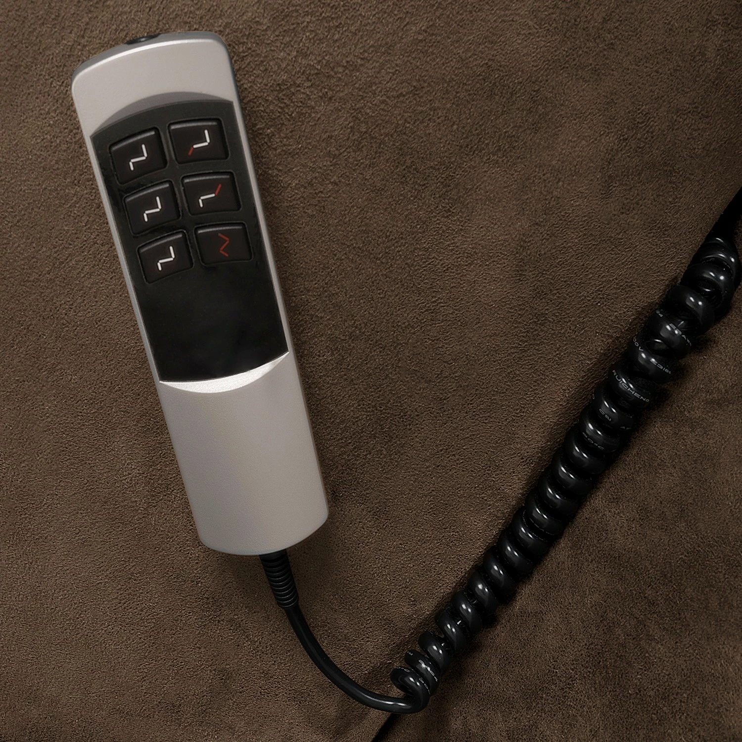 Loftscape Fauteuil relax Gosport - Microfibre Flavie: Nougat - Fonction relaxation - Avec aide au redressement - Réglage électrique : 2 moteurs avec batterie 13 Loftscape Fauteuil relax Gosport - Microfibre Flavie: Nougat - Fonction relaxation - Avec aide au redressement - Réglage électrique : 2 moteurs avec batterie – Image 11