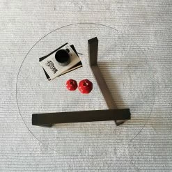 Loftscape Table basse Yoxford II - Verre / Noyer massif - Noyer -loftscape Boutique 1000333739 220302 026 MOOD DETAILS P000000001000333739 mood