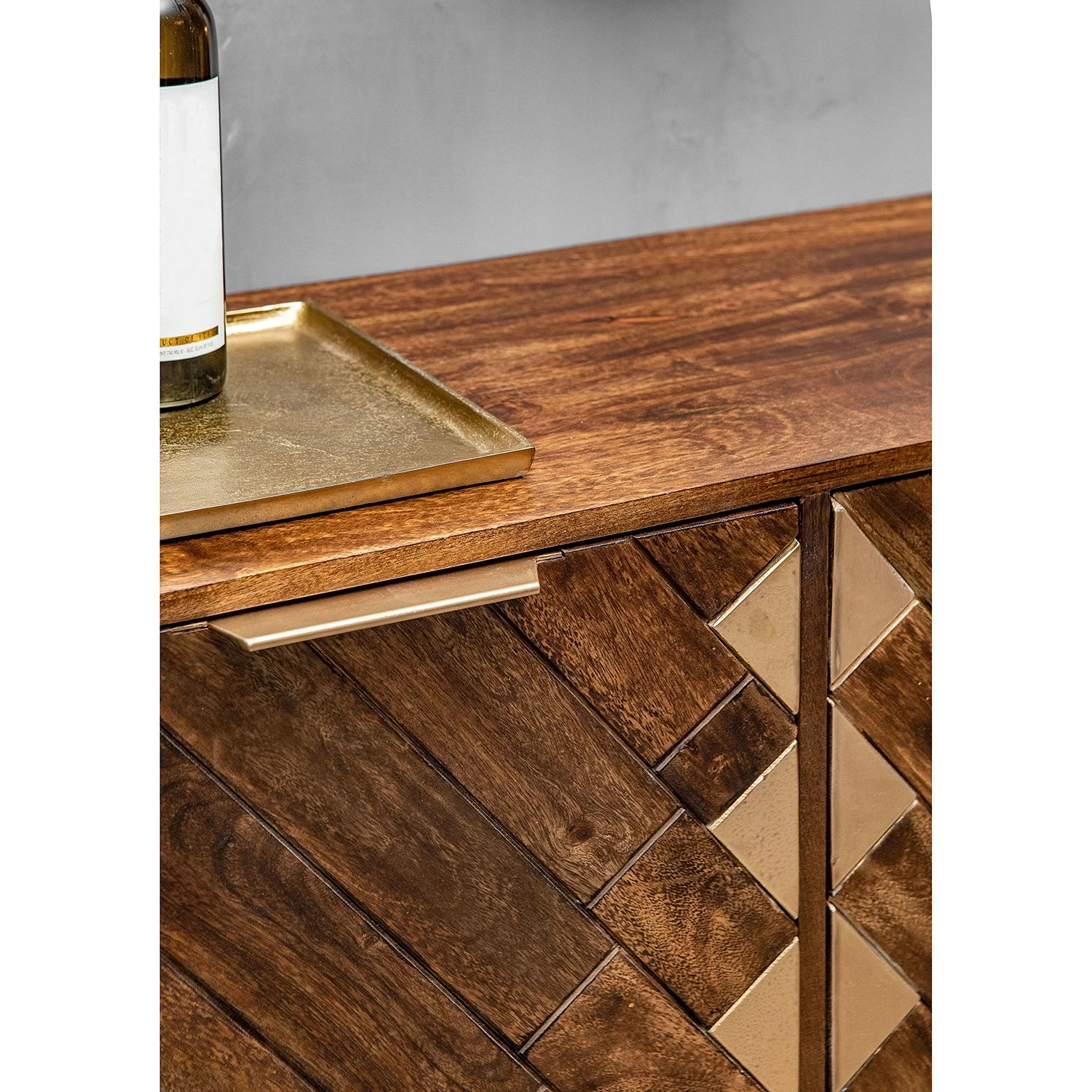 Red Living Buffet Nook - Manguier massif / Métal - Manguier / Doré 8 Red Living Buffet Nook - Manguier massif / Métal - Manguier / Doré – Image 6