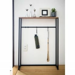 Yamazaki Console Tower - Frêne massif / Métal - Noir -loftscape Boutique 1000347253 220505 021 MOOD DETAILS P000000001000347253 mood