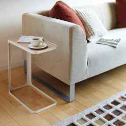 Yamazaki Bout de canapé Frame - Frêne massif / Métal - Blanc 7 Yamazaki Bout de canapé Frame - Frêne massif / Métal - Blanc -loftscape Boutique 1000347257 220505 021 MOOD DETAILS P000000001000347257 mood