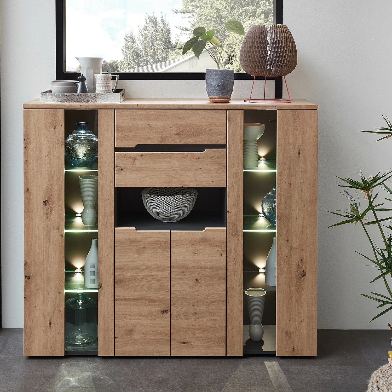 Loftscape Buffet haut Moosic - Avec éclairage - Imitation chêne artisan / Graphite 4 Loftscape Buffet haut Moosic - Avec éclairage - Imitation chêne artisan / Graphite – Image 2