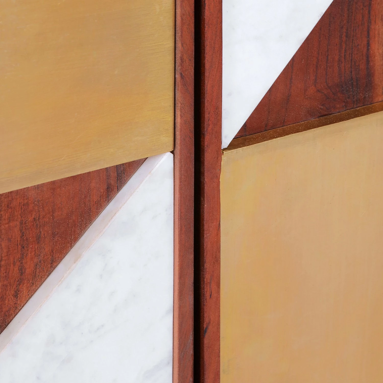 Red Living Buffet Aulnoy - Acacia massif / Métal - Acacia / Laiton 9 Red Living Buffet Aulnoy - Acacia massif / Métal - Acacia / Laiton – Image 7