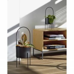 Red Living Meuble TV Tabora I - Placage en bois véritable - Chêne 13 Red Living Meuble TV Tabora I - Placage en bois véritable - Chêne -loftscape Boutique 1000363974 220714 022 MOOD DETAILS P000000001000363974 mood