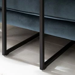 Ars manufacti Table d'appoint Montverde I - Chêne massif / Métal - Chêne / Noir -loftscape Boutique beistelltisch montverde i eiche massiv metall eiche schwarz 4718332