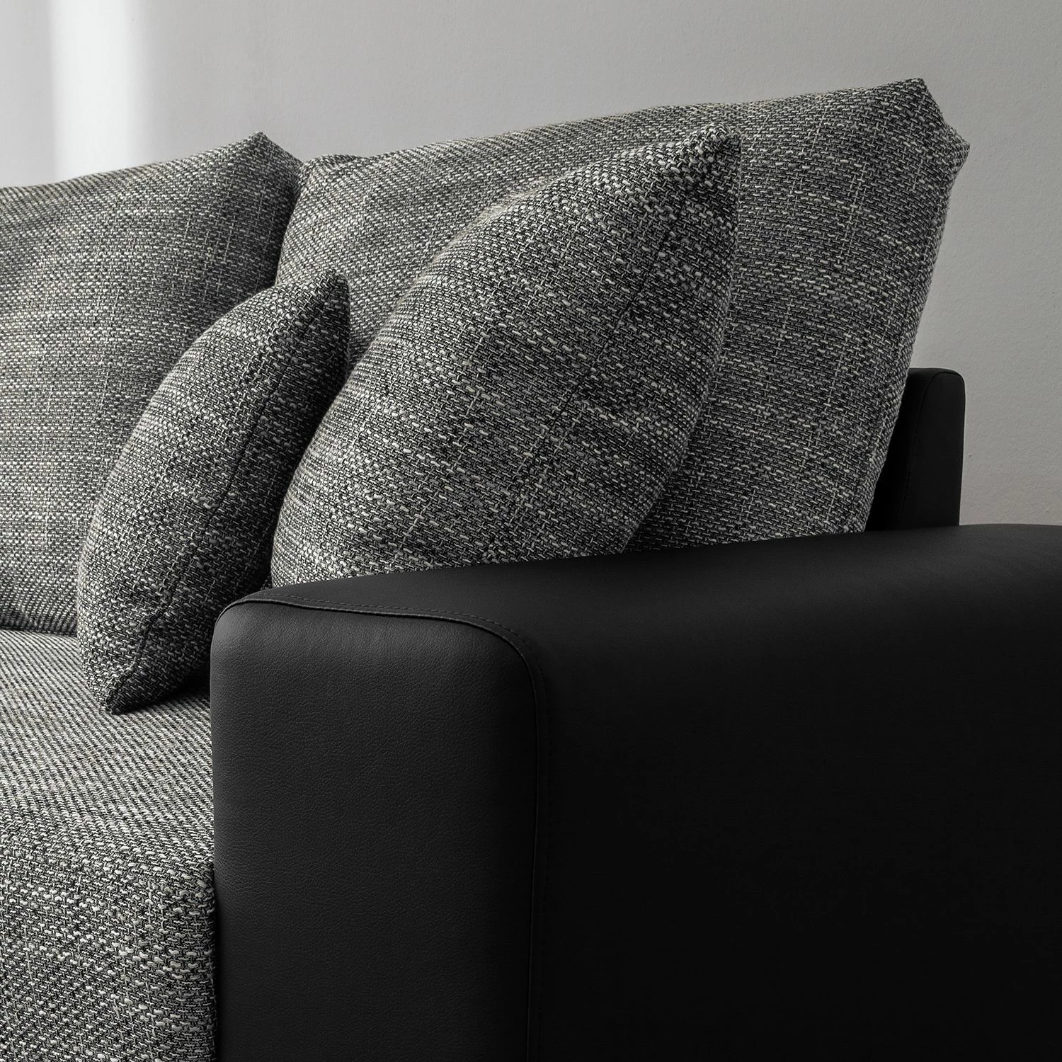 Fredriks Canapé d'angle Dulmen (convertible) - Imitation cuir / Tissu structuré - Méridienne à monter gauche ou droite - Noir / Gris 18 Fredriks Canapé d'angle Dulmen (convertible) - Imitation cuir / Tissu structuré - Méridienne à monter gauche ou droite - Noir / Gris – Image 16