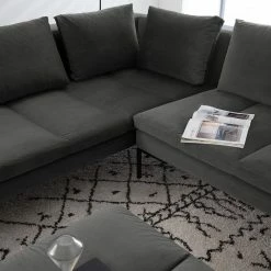 Studio Copenhagen Canapé d’angle Madison III - Velours Shyla: Vert de gris - Angle à gauche (vu de face) 12 Studio Copenhagen Canapé d’angle Madison III - Velours Shyla: Vert de gris - Angle à gauche (vu de face) -loftscape Boutique ecksofa madison iii samt 3 sitzer davorstehend links stoff shyla rauchgruen 5169780