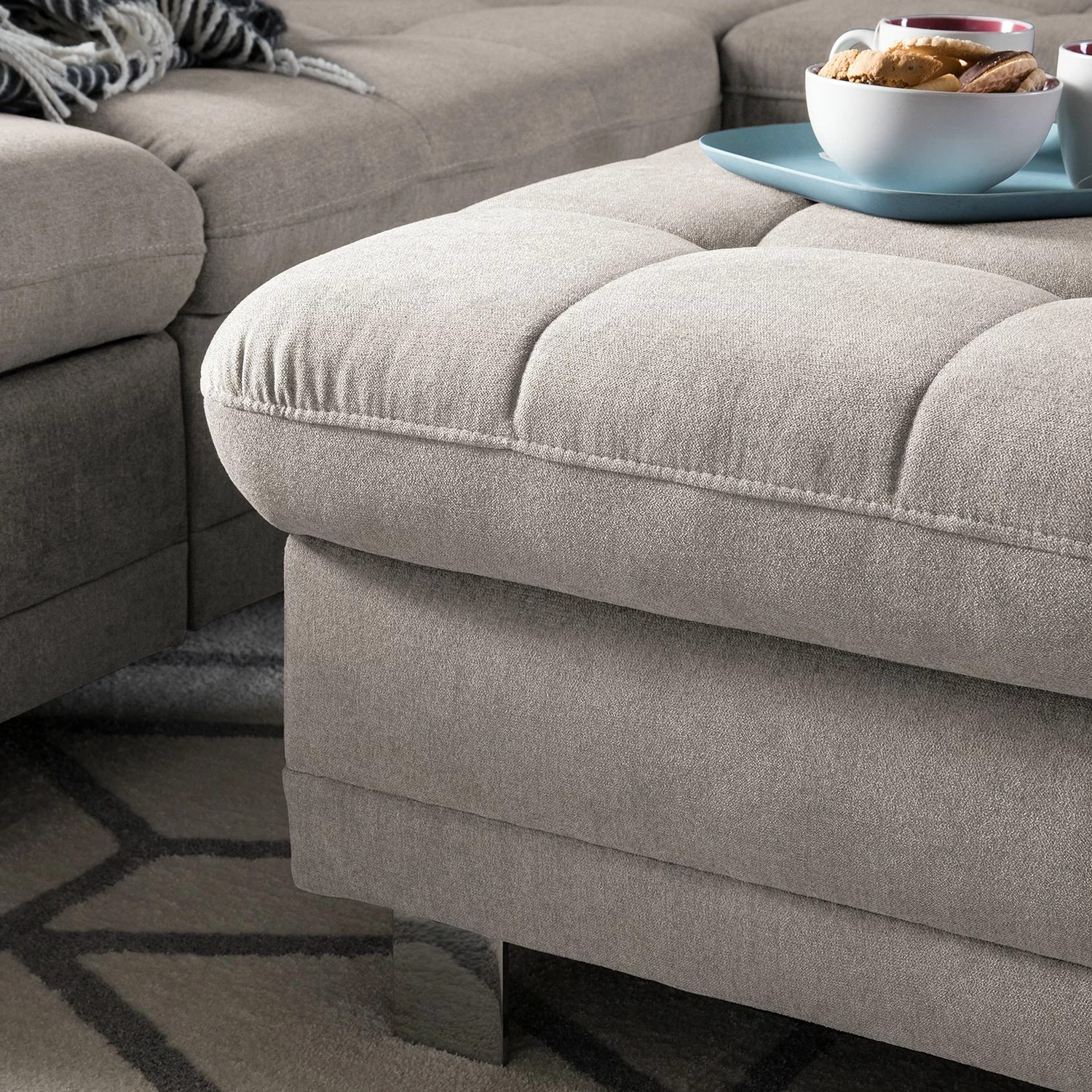 Loftscape Pouf repose-pieds Ayna - Microfibre 13 Loftscape Pouf repose-pieds Ayna - Microfibre – Image 11