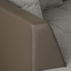 Roomscape Canapé d'angle Tosya - Cuir synthétique taupe / Tissu structuré gris - Méridienne à gauche (vue de face) 29 Roomscape Canapé d'angle Tosya - Cuir synthétique taupe / Tissu structuré gris - Méridienne à gauche (vue de face) -loftscape Boutique ropez diva ecke 2014 04 10 2 389165