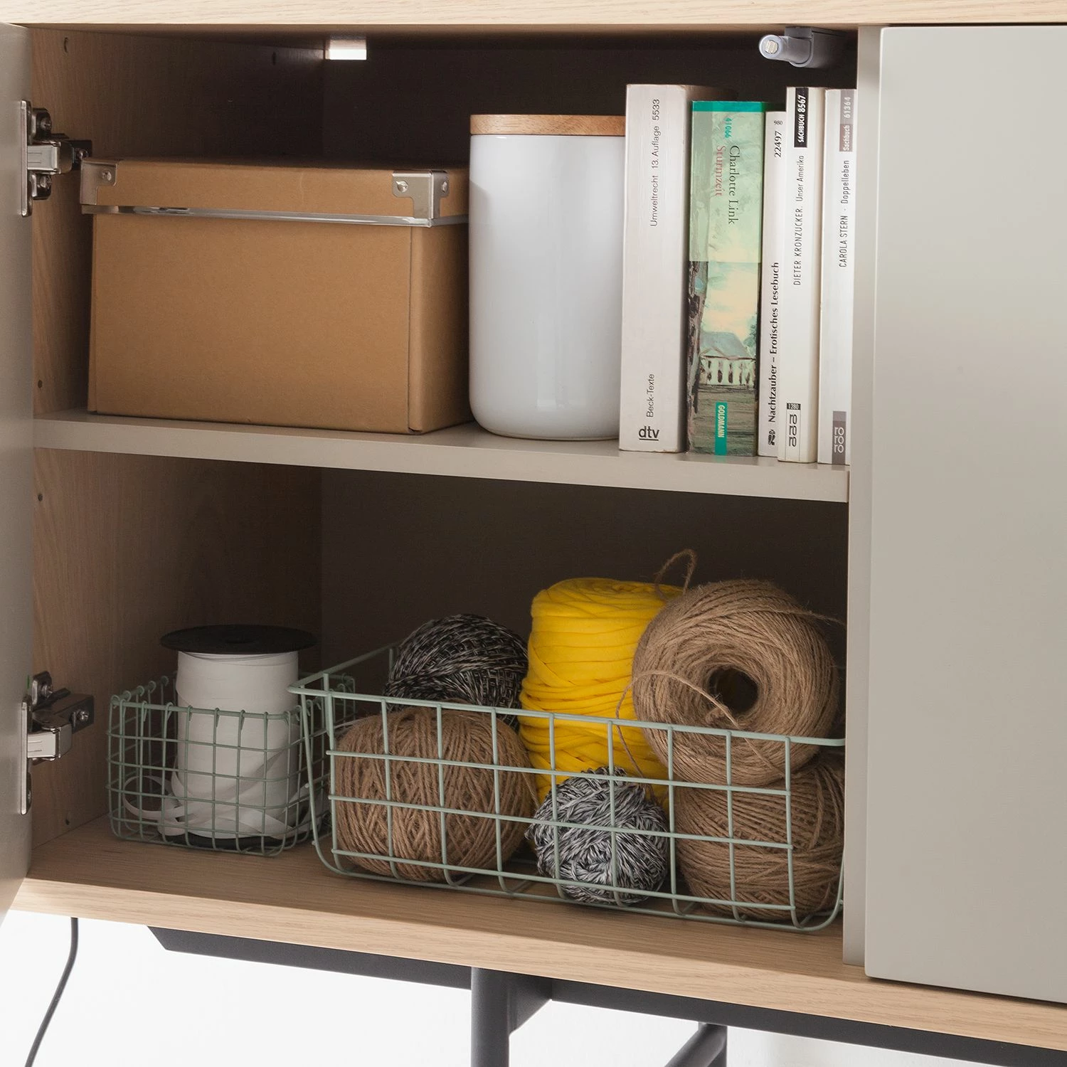 Studio Copenhagen Buffet Caspito - Chêne / Gris clair 13 Studio Copenhagen Buffet Caspito - Chêne / Gris clair – Image 11