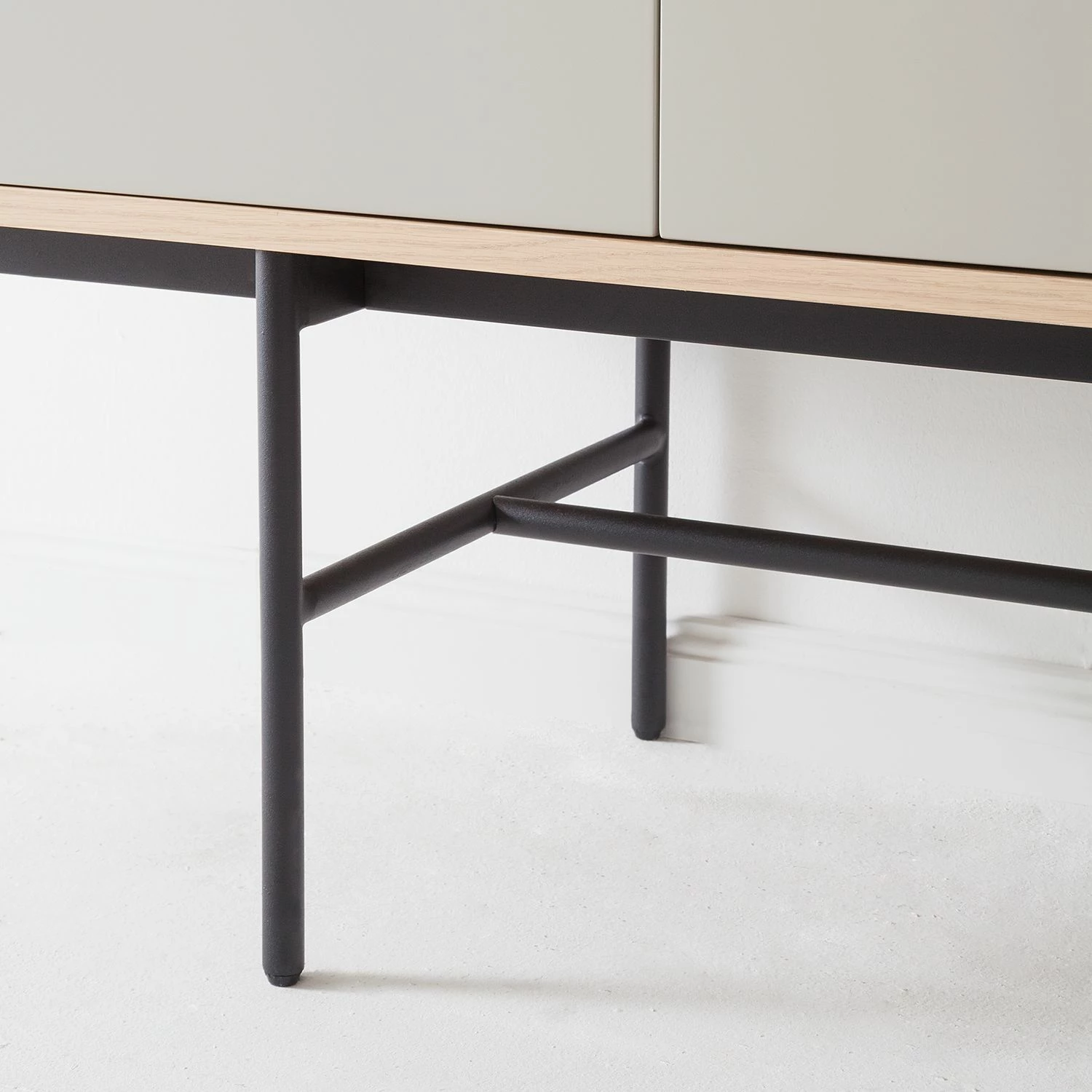 Studio Copenhagen Buffet Caspito - Chêne / Gris clair 15 Studio Copenhagen Buffet Caspito - Chêne / Gris clair – Image 13