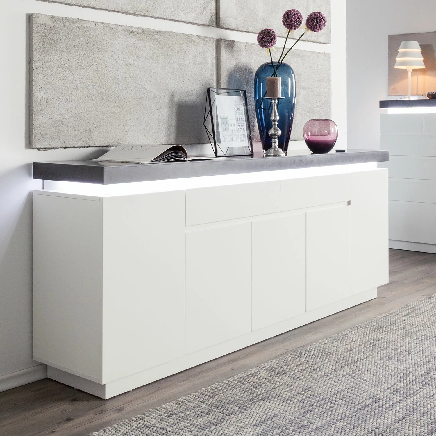 Fredriks Enfilade Namona III - Éclairage inclus - Imitation béton / Blanc 4 Fredriks Enfilade Namona III - Éclairage inclus - Imitation béton / Blanc – Image 2