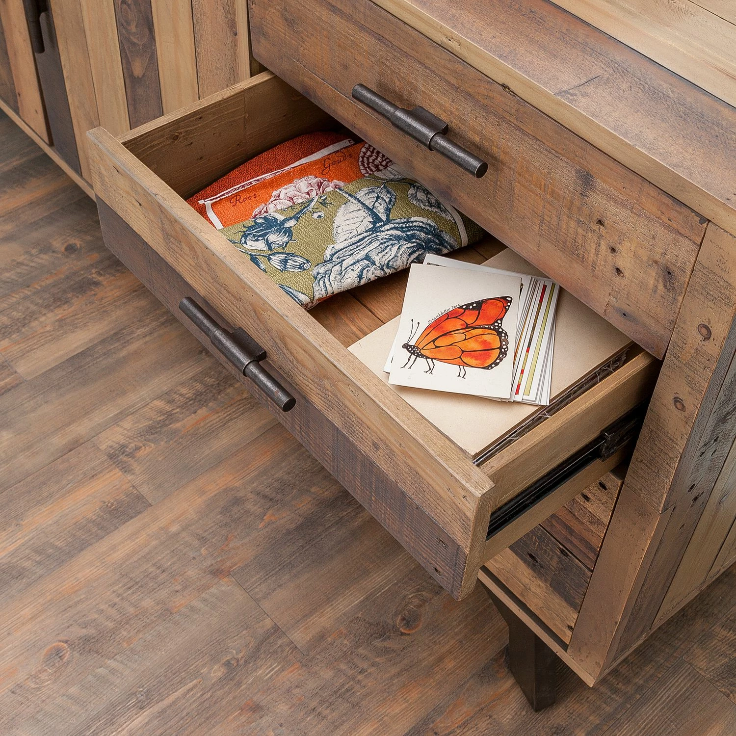 Ars manufacti Buffet Tamati - Pin parasol massif 10 Ars manufacti Buffet Tamati - Pin parasol massif – Image 8