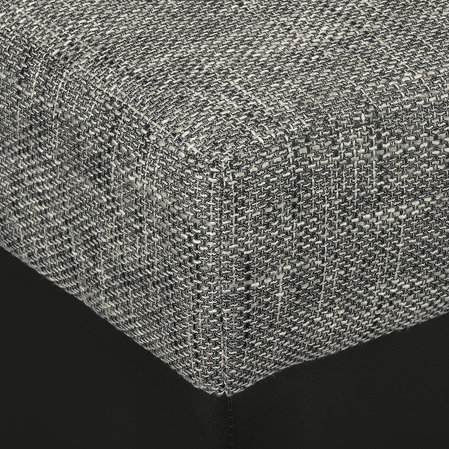 Roomscape Canapé panoramique Berrings - Convertible - Imitation cuir / Tissu structuré - Noir / Gris - Méridienne courte à gauche (vue de face) 25 Roomscape Canapé panoramique Berrings - Convertible - Imitation cuir / Tissu structuré - Noir / Gris - Méridienne courte à gauche (vue de face) – Image 23